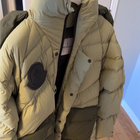 Moncler Genius x Pharrell Williams Chestnut Padded Jacket 'Dark Green' size 3 - Picture 2 of 4